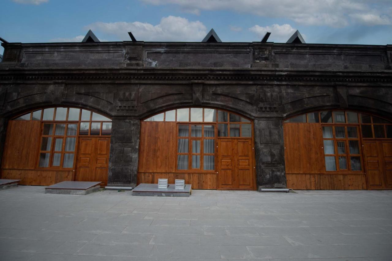 Ahiska Palas Otel Kars Exterior foto