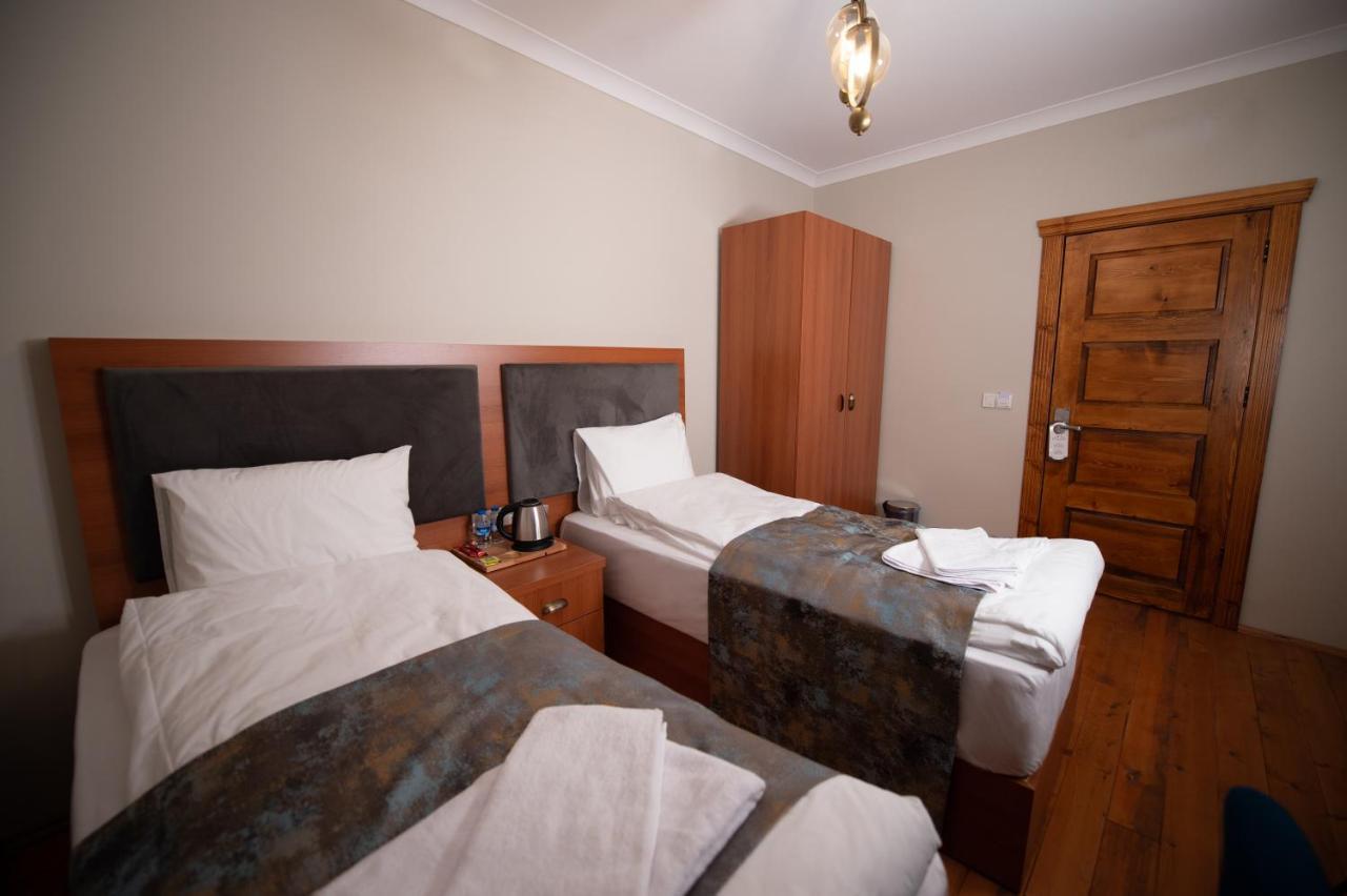 Ahiska Palas Otel Kars Exterior foto